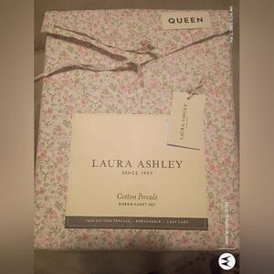 Laura Ashley Ditsy Floral  Cotton Queen Sheet Set
